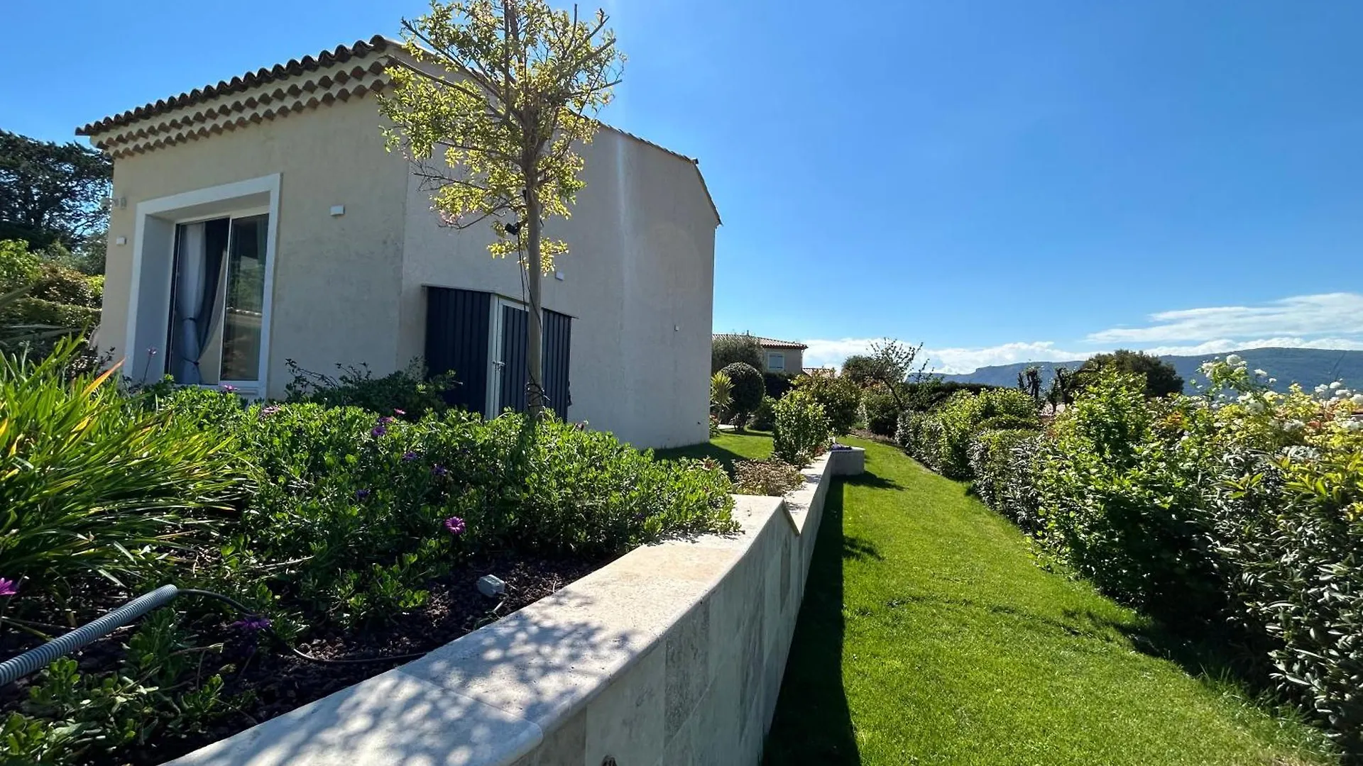 Duplex Oliveraie Piscine Au Sel Marin Et Parking Nice Daire