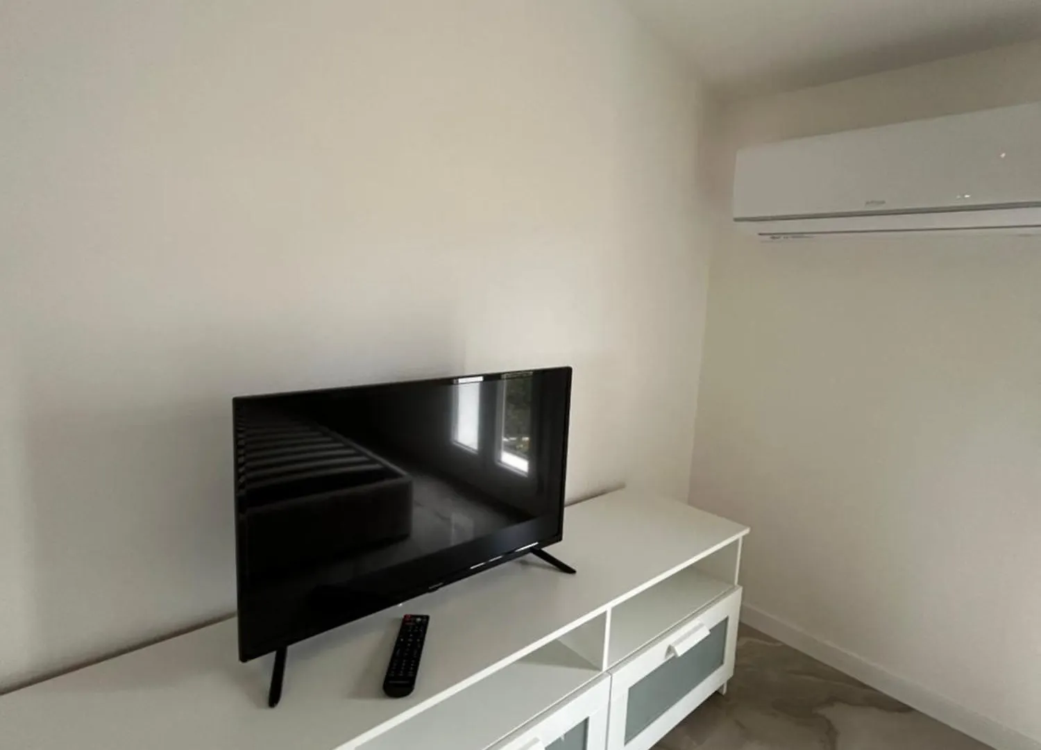 Duplex Oliveraie Piscine Au Sel Marin Et Parking Nizza 0*,  Francia