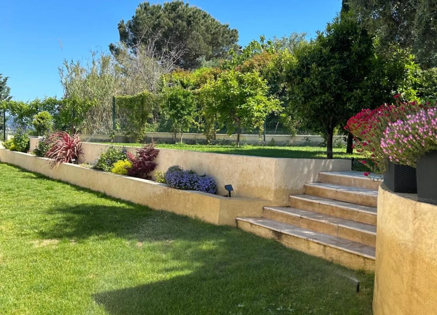 Apartment Duplex Oliveraie Piscine Au Sel Marin Et Parking Nice France